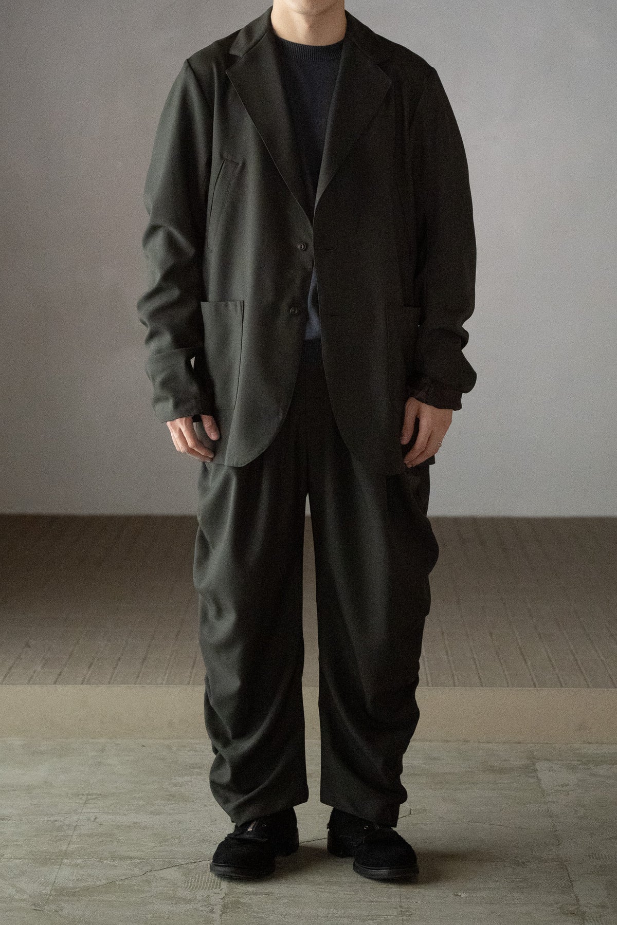 barbell object / unf jkt -OLIVE
