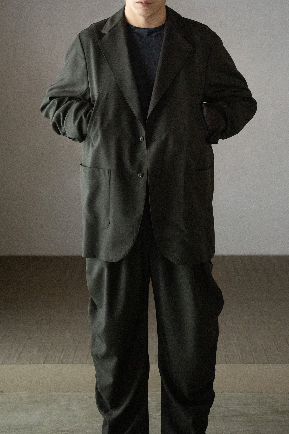 barbell object / unf jkt -OLIVE