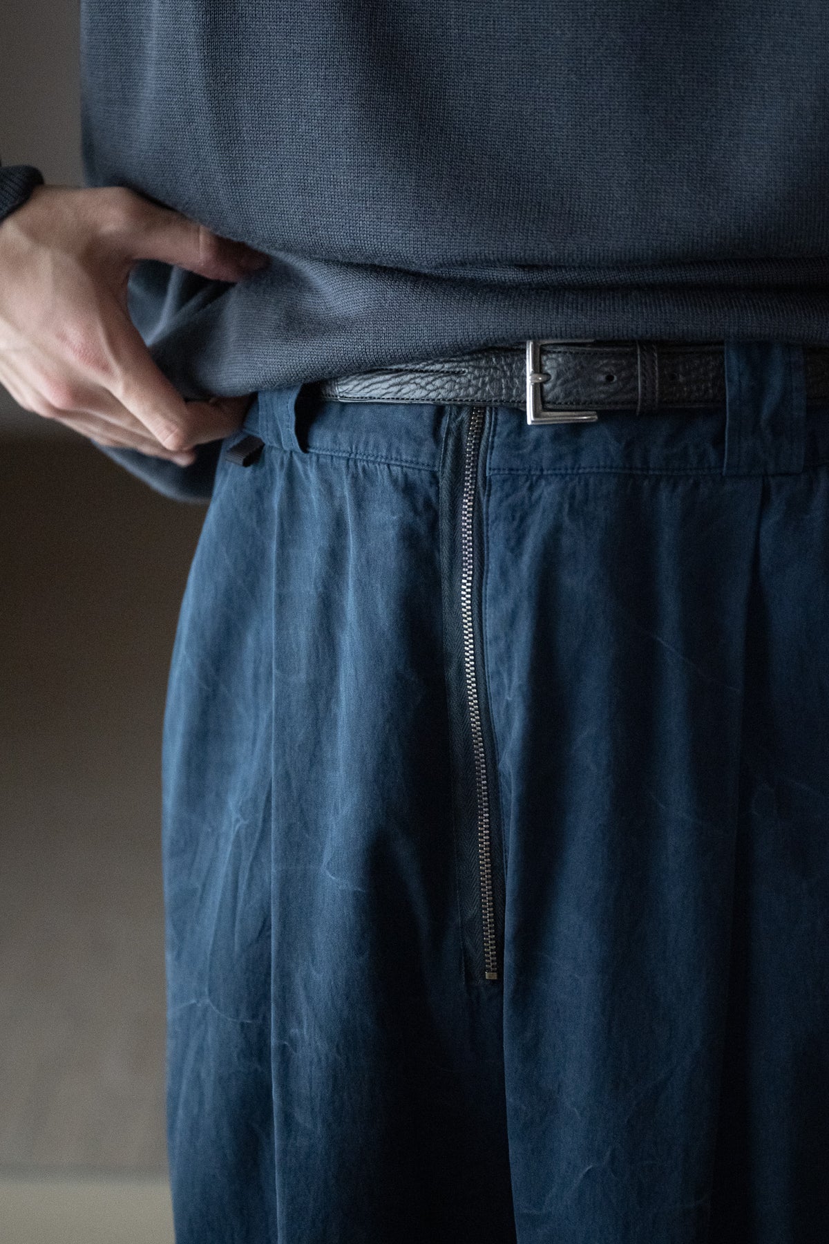 barbell object / knee pt -NAVY