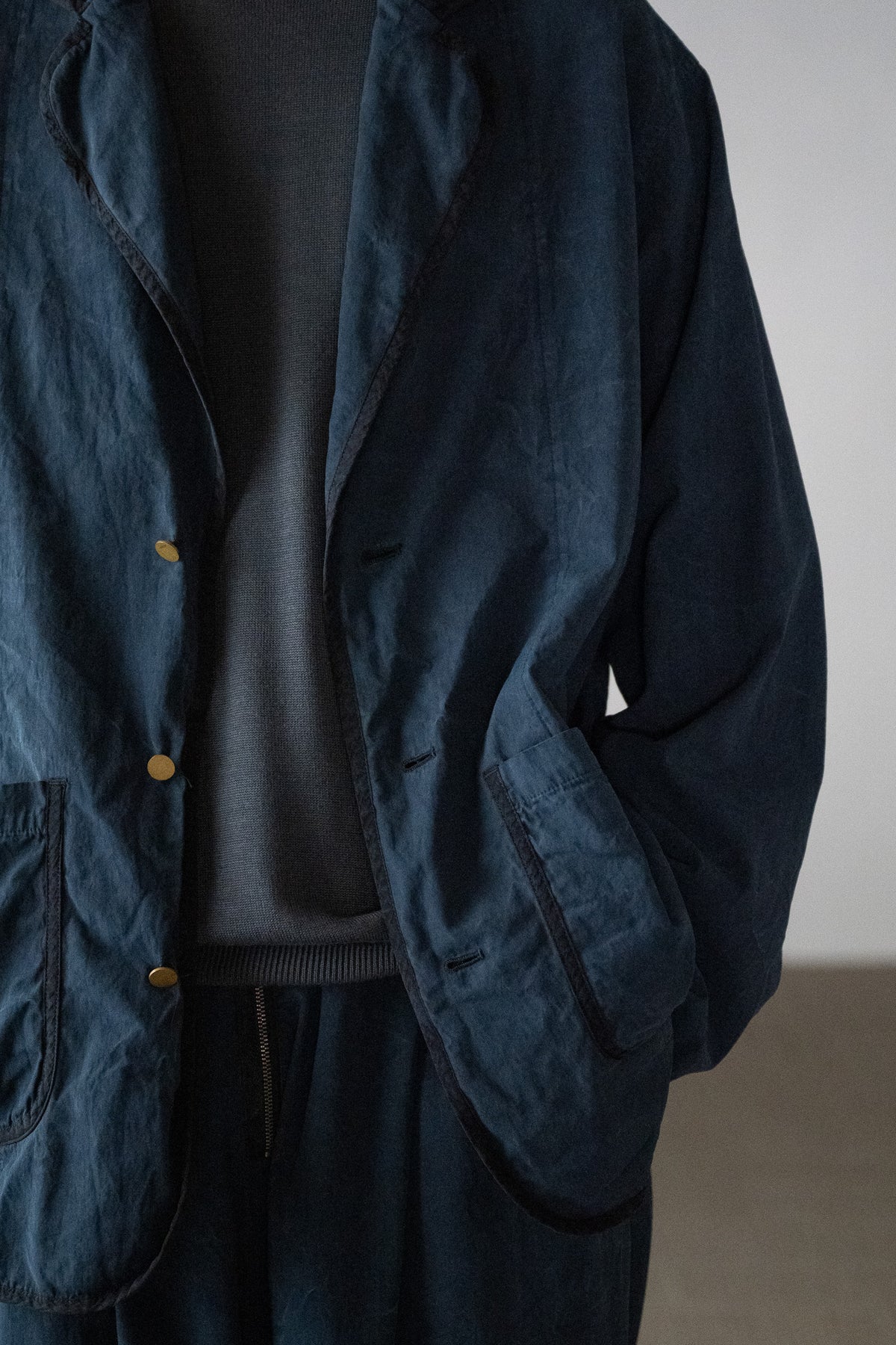 barbell object / piping jkt -NAVY