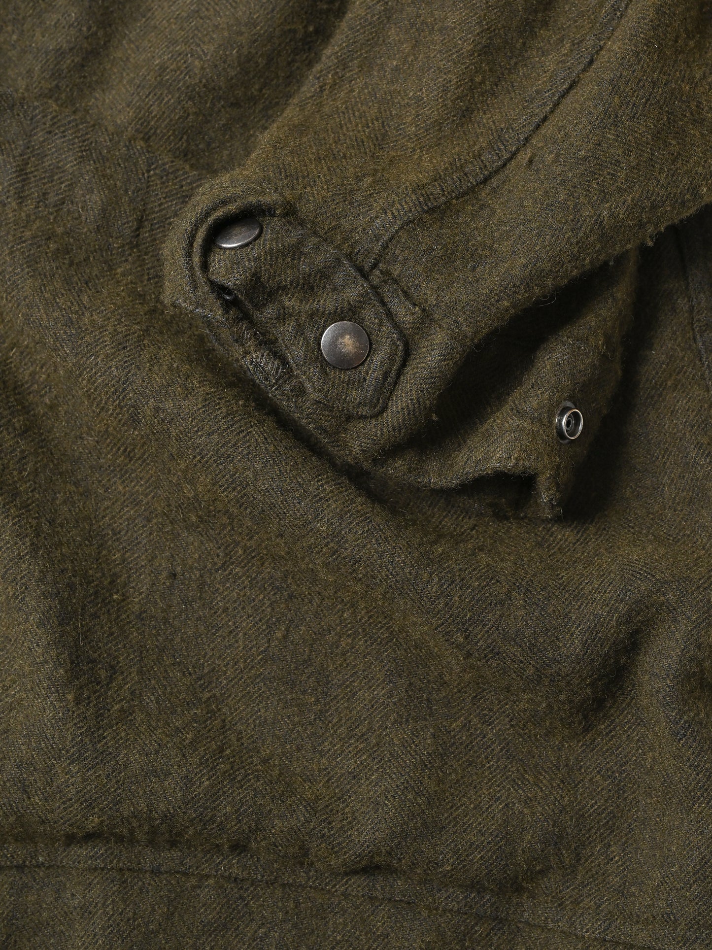 barbell object / flower fl coat -MOSS