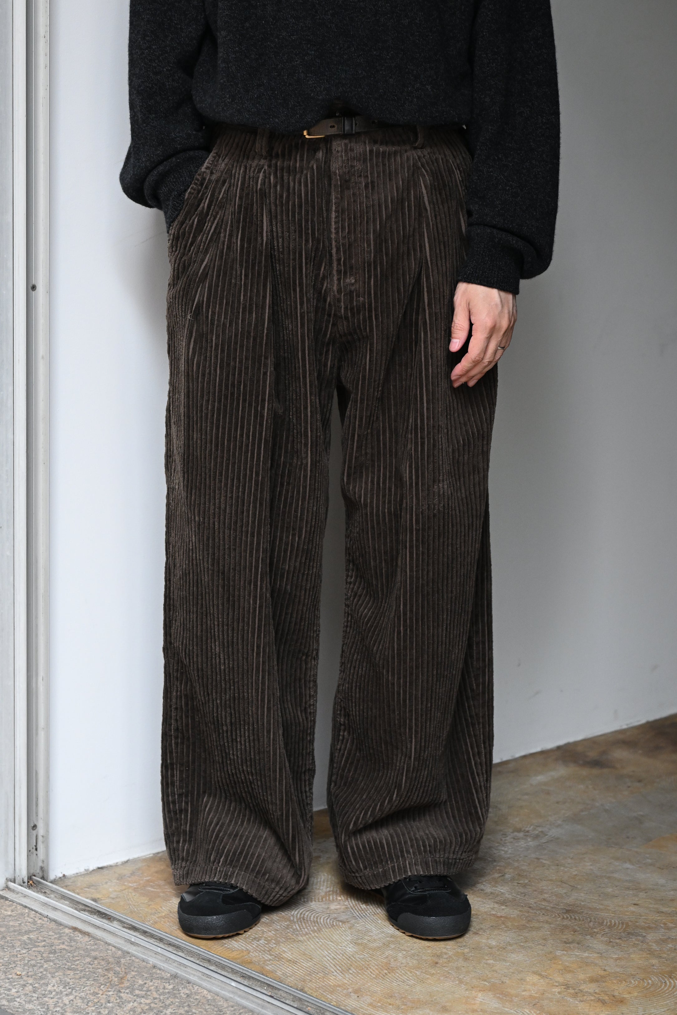 ANCELLM / CORDUROY WIDE SLACKS -BROWN