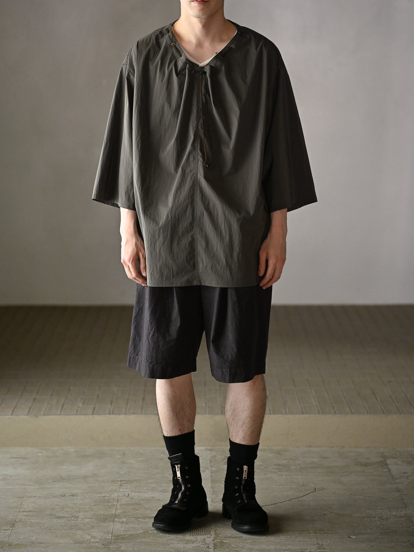 barbell object / smock ts -KHAKI