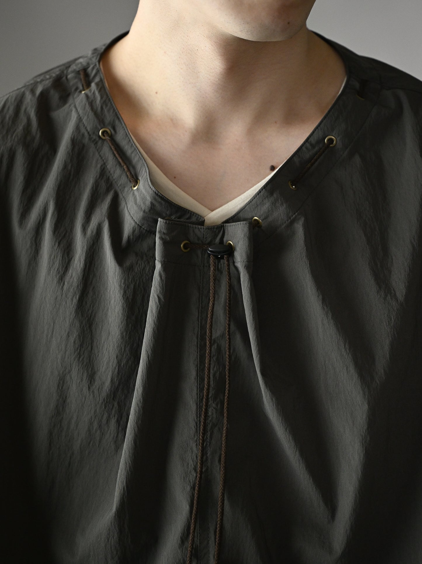 barbell object / smock ts -KHAKI