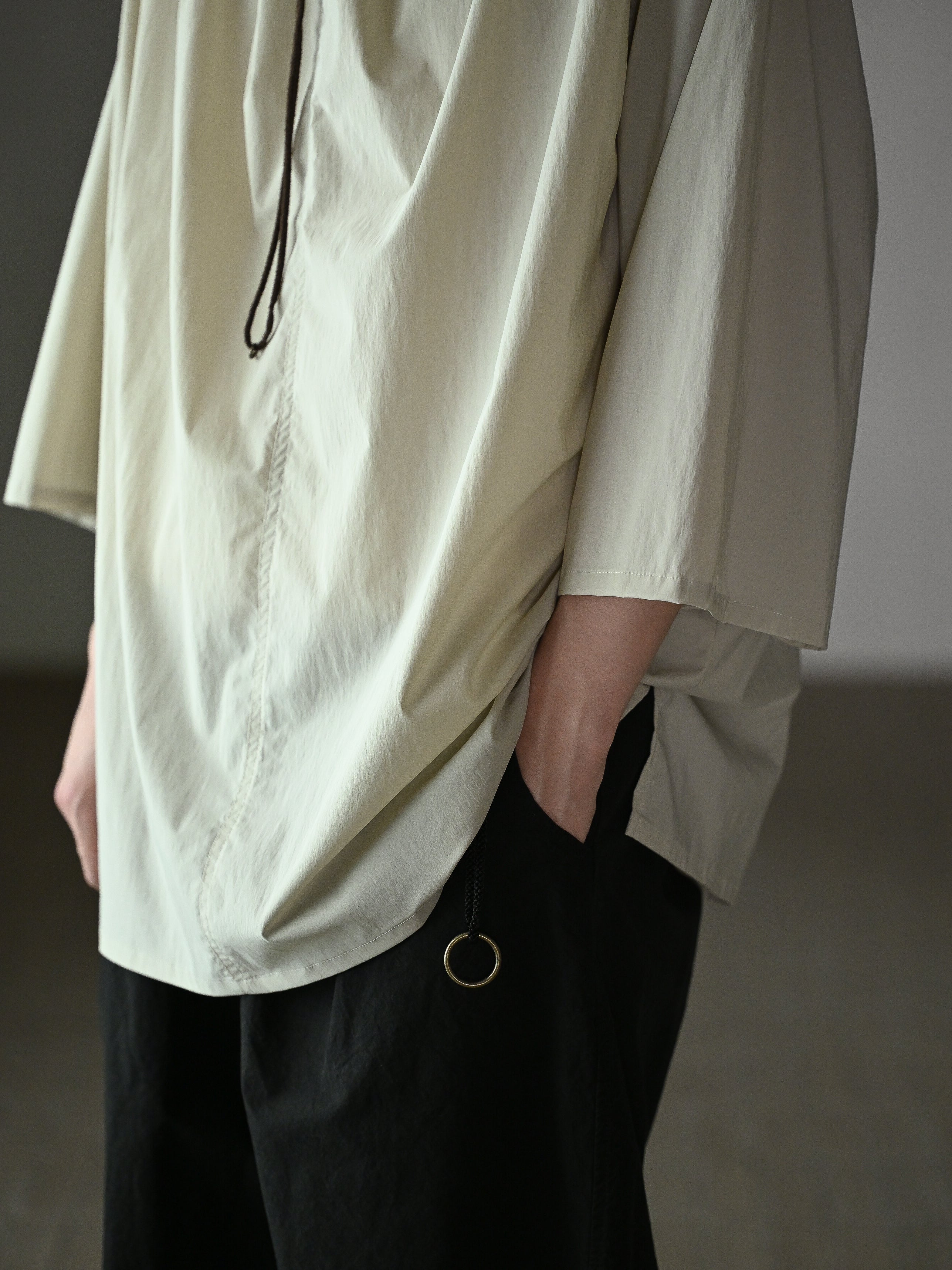 barbell object / smock ts -BEIGE