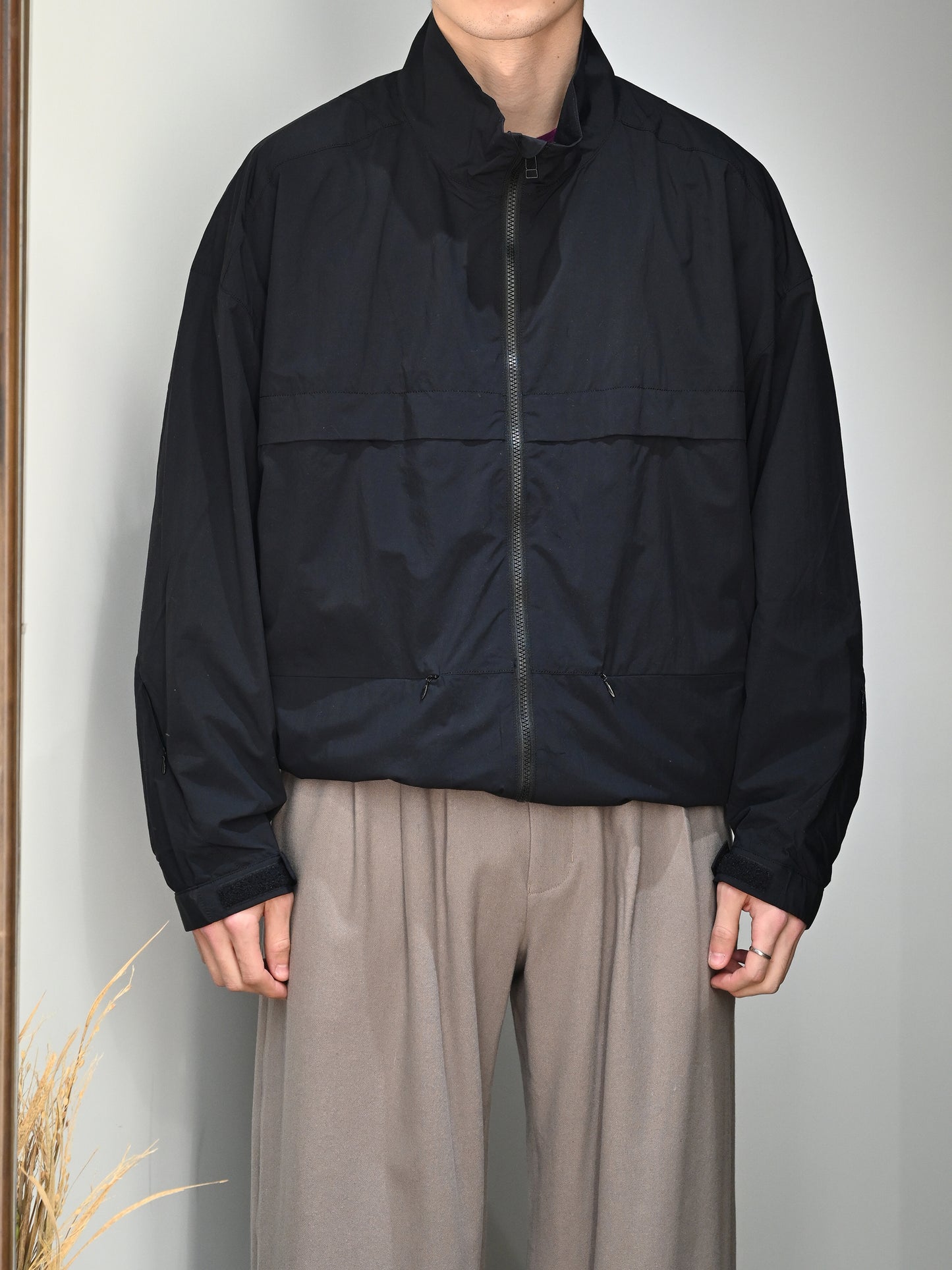 Afiit / NYLON ZIP BLOUSON