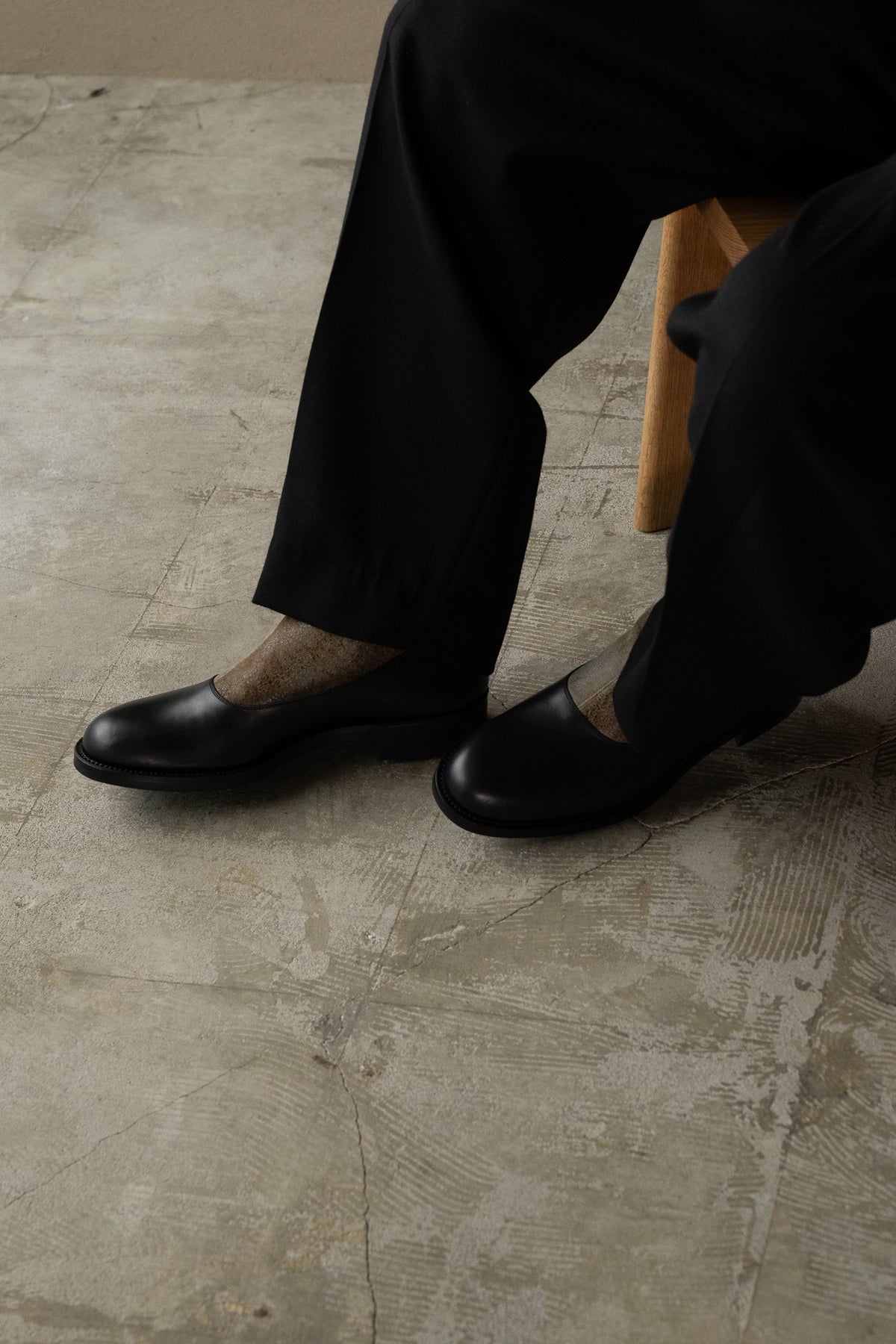 forme / Wrister -BLACK × GRAY BROWN