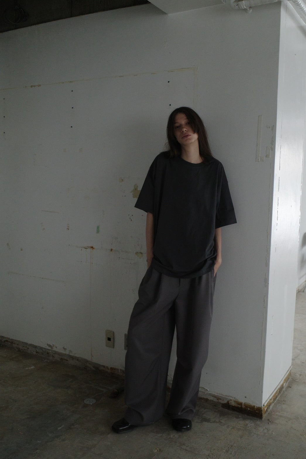 Antwort / DRAPE TUCK PANTS - GREY