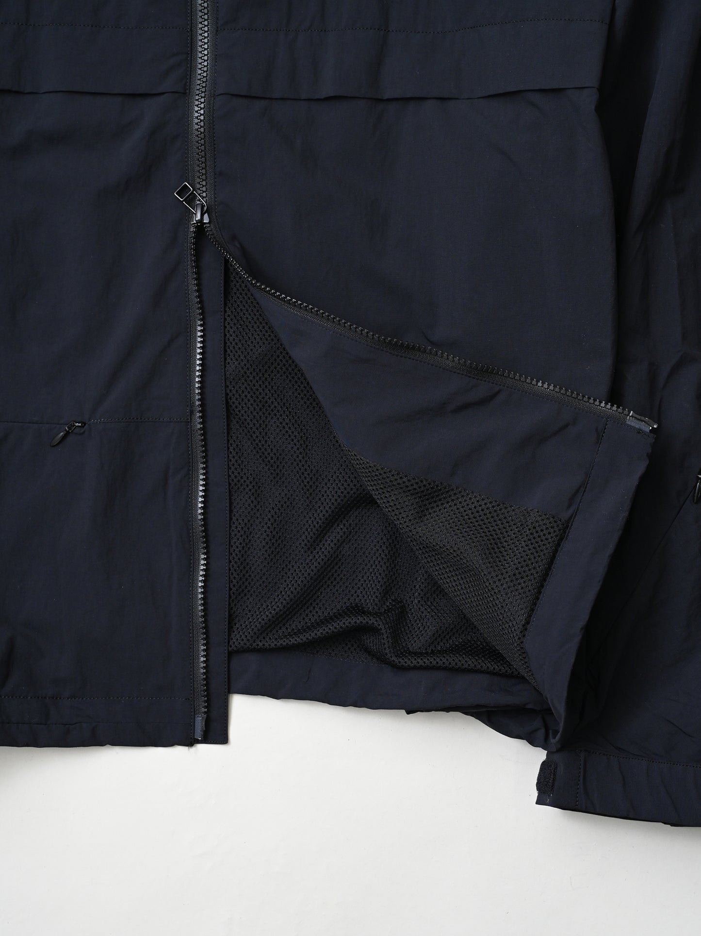 Afiit / NYLON ZIP BLOUSON