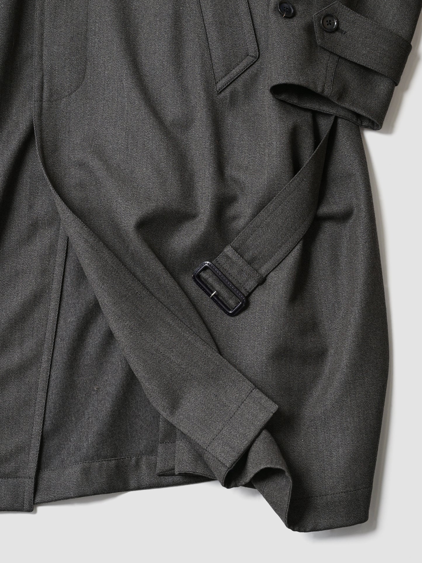 ANTOS. / exclusive / THE BESPOKE LEATHER DETAIL - CAVALRY TWILL COAT