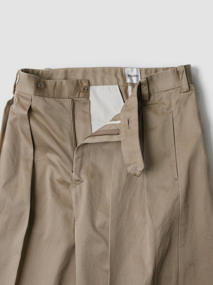 BISOWN / exclusive / B” TUCK PANTS (CHINO)