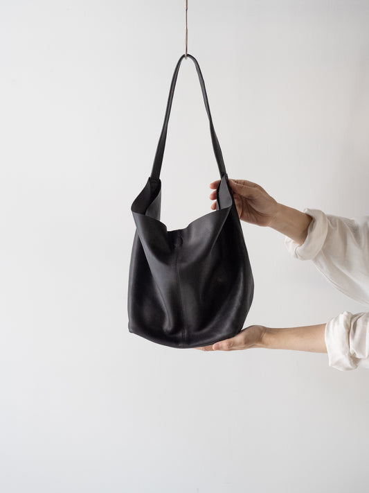 Morphée / BUCKET BAG Size M -BLACK