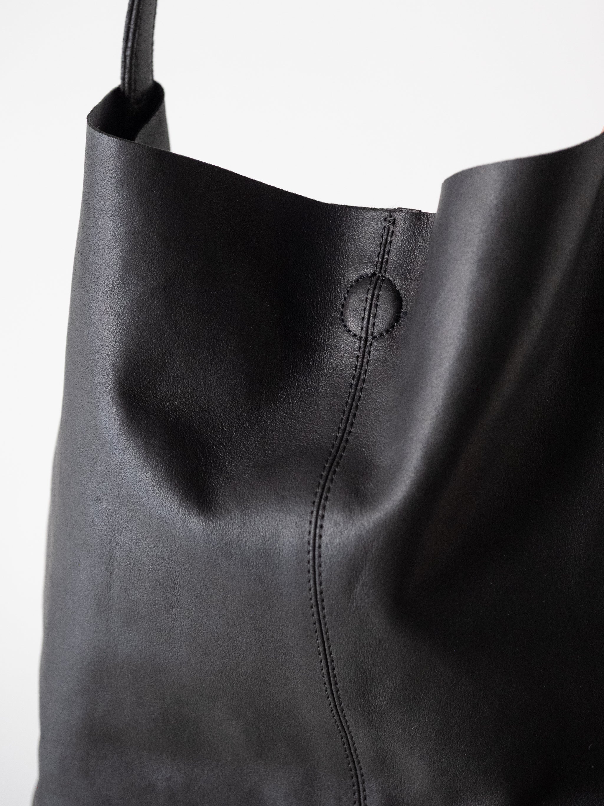 Morphée / SQUARE SHOULDER -BLACK – and father