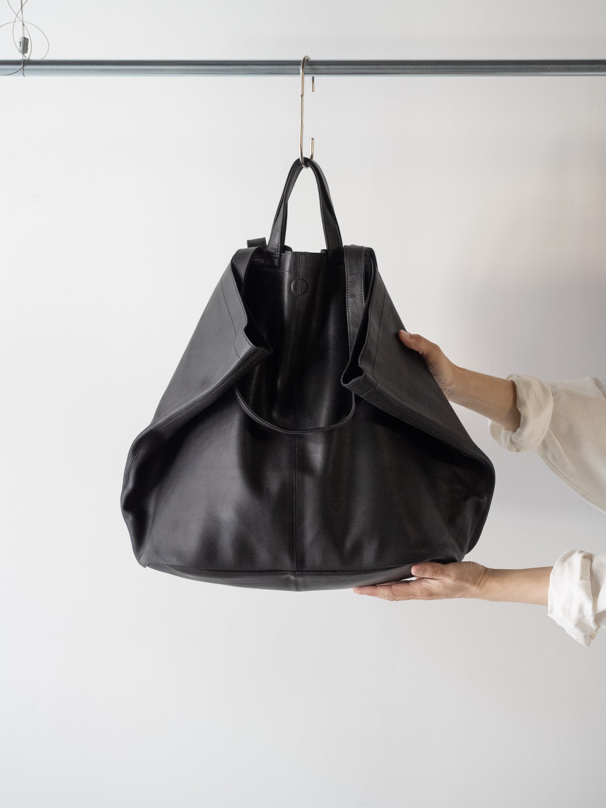 Morphée / DOUBLE TOTE Size XXL -BLACK – and father